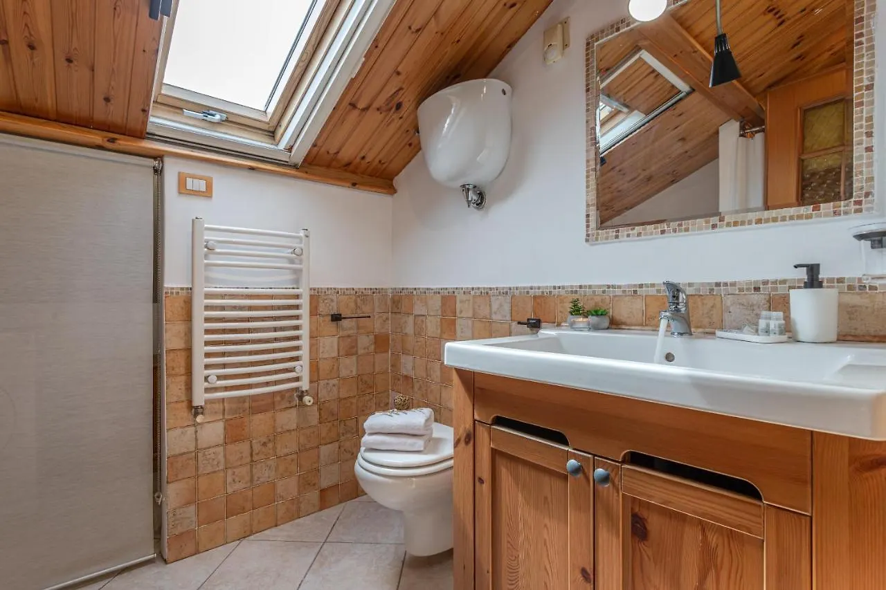 Villa Bbhome Domus Aquae Inside Of Appia Antica Park Rom Italien