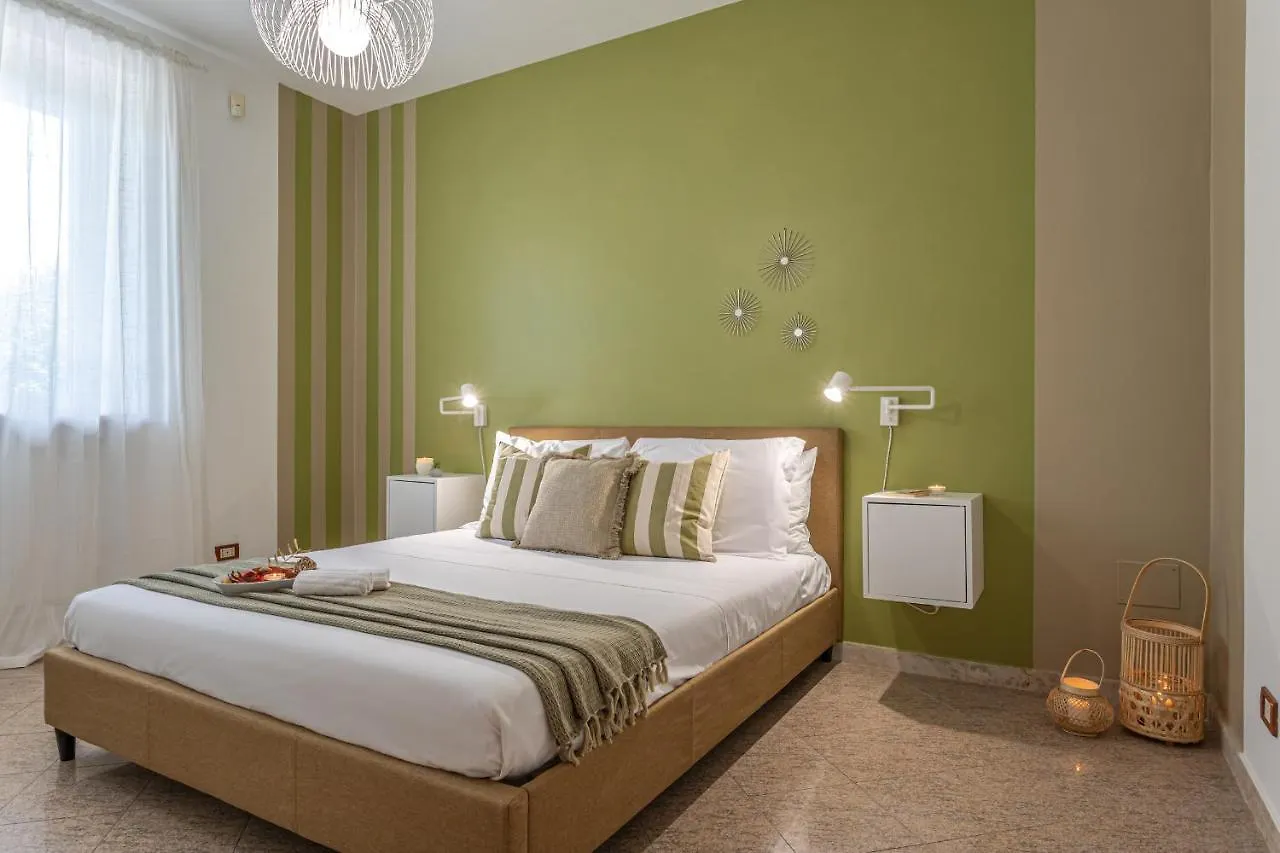 Bbhome Domus Aquae Inside Of Appia Antica Park Rom Villa