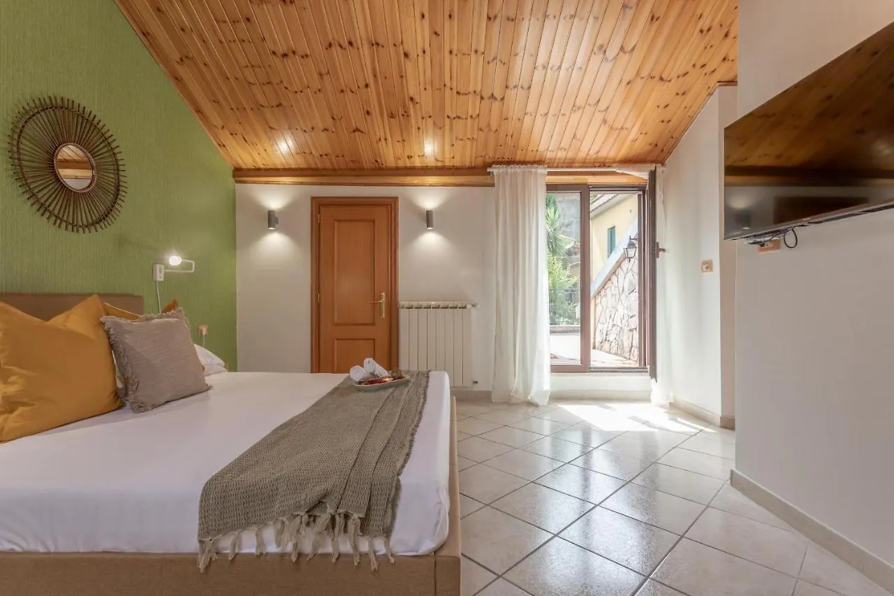 Bbhome Domus Aquae Inside Of Appia Antica Park Rom 0*,  Italien
